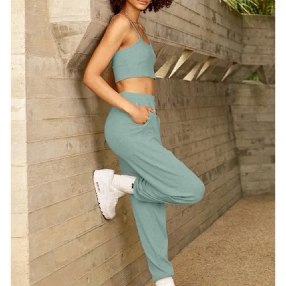 Alo Yoga Lounge Set